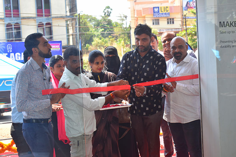 ಬಿ.ಸಿ.ರೋಡ್: ಆದೀಶ್ವರ್ ಎಲೆಕ್ಟ್ರಾನಿಕ್ಸ್ ಮಳಿಗೆ ಶುಭಾರಂಭ