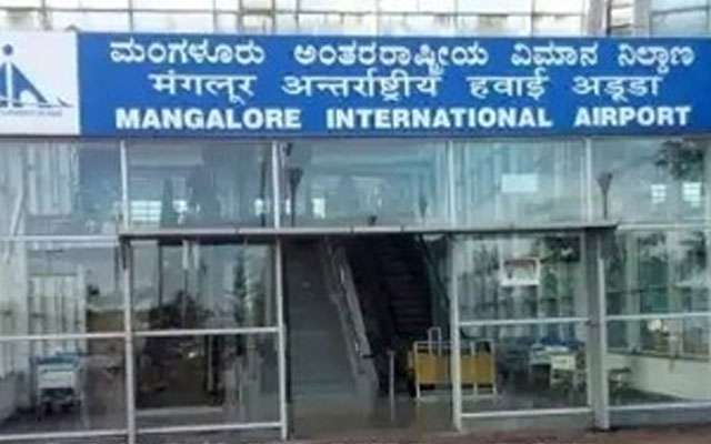 ಮಂಗಳೂರು: 4 ಗಂಟೆ ವಿಳಂಬವಾದರೂ ತೆರಳದ ಏರ್ ಇಂಡಿಯಾ ಎಕ್ಸ್‌ಪ್ರೆಸ್