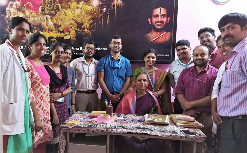 ಮಹಿಳಾ ದಿನಾಚರಣೆ: ಮಾತಾಜಿ ಶಕುಂತಲಾರಿಗೆ ಸನ್ಮಾನ