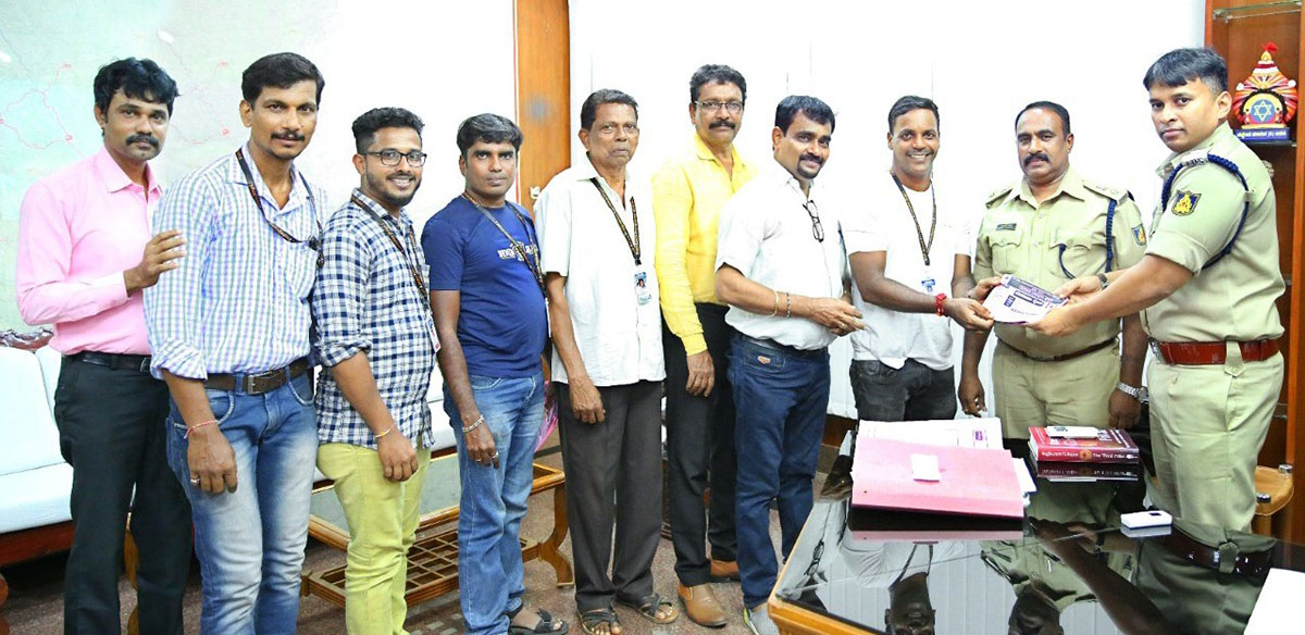 ಕೊರೋನ ಜಾಗೃತಿ ಕರಪತ್ರ ವಿತರಣೆಗೆ ಚಾಲನೆ