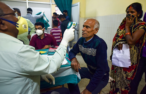 ದೇಶಾದ್ಯಂತ 54,000 ಜನರು ಸಮುದಾಯ ನಿಗಾದಲ್ಲಿ: ಕೇಂದ್ರ ಸರಕಾರ