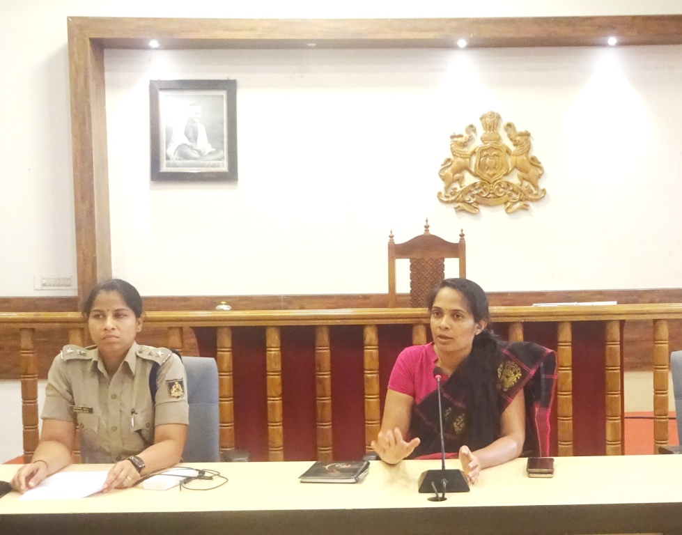 ಕೊರೋನ ಭೀತಿ: ಪ್ರಾರ್ಥನೆಯನ್ನು ಮನೆಯಲ್ಲೇ ಮಾಡಲು ಕೊಡಗು ಜಿಲ್ಲಾಡಳಿತ ಮನವಿ