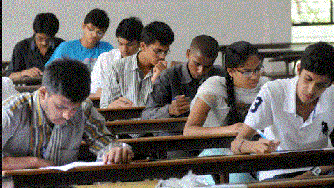 ದ್ವಿತೀಯ ಪಿಯು ಪರೀಕ್ಷೆ: ಕೇರಳದ ವಿದ್ಯಾರ್ಥಿ-ಉಪನ್ಯಾಸಕರಿಗೆ ದ.ಕ. ಜಿಲ್ಲಾಡಳಿತದಿಂದ ಬಸ್ ವ್ಯವಸ್ಥೆ