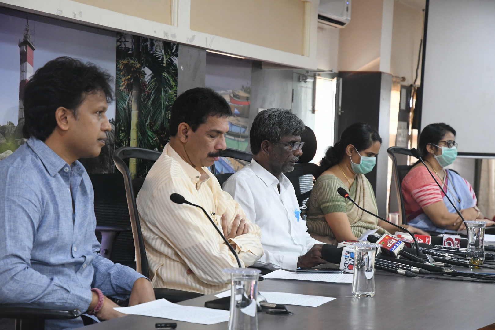 ವೆನ್ಲಾಕ್ ಆಸ್ಪತ್ರೆ ಯನ್ನು ಸಂಪೂರ್ಣವಾಗಿ ಕೊರೋನ ಚಿಕಿತ್ಸೆ ಆಸ್ಪತ್ರೆಯಾಗಿ ಪರಿವರ್ತನೆ: ಸಚಿವ ಕೋಟ