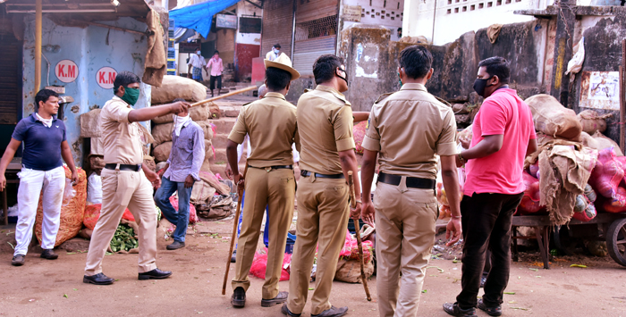 ಮಂಗಳೂರು : 50ಕ್ಕೂ ಅಧಿಕ ವಾಹನಗಳು ಪೊಲೀಸ್ ವಶಕ್ಕೆ
