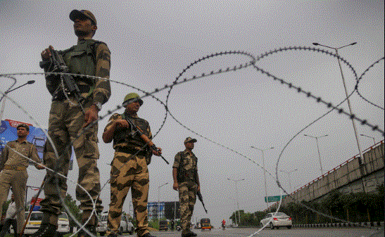 ಜಮ್ಮು ಕಾಶ್ಮೀರದಲ್ಲಿ ಸಾಮಾಜಿಕ ಜಾಲತಾಣ ಬಳಕೆ ಮೇಲಿನ ನಿರ್ಬಂಧ ವಾಪಸ್