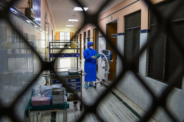 ಶಂಕಿತ ಕೊರೋನ: ಕಾರ್ಕಳದ ವ್ಯಕ್ತಿ ಉಡುಪಿ ಜಿಲ್ಲಾಸ್ಪತ್ರೆಗೆ ದಾಖಲು