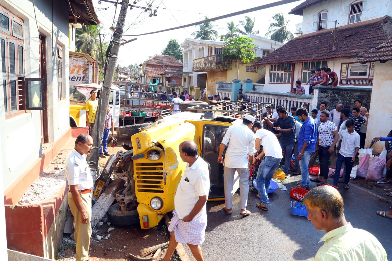 ಬಂಟ್ವಾಳ: ಪಿಕಪ್ ವಾಹನ- ರಿಕ್ಷಾ ಅಪಘಾತ; ಐವರಿಗೆ ಗಾಯ
