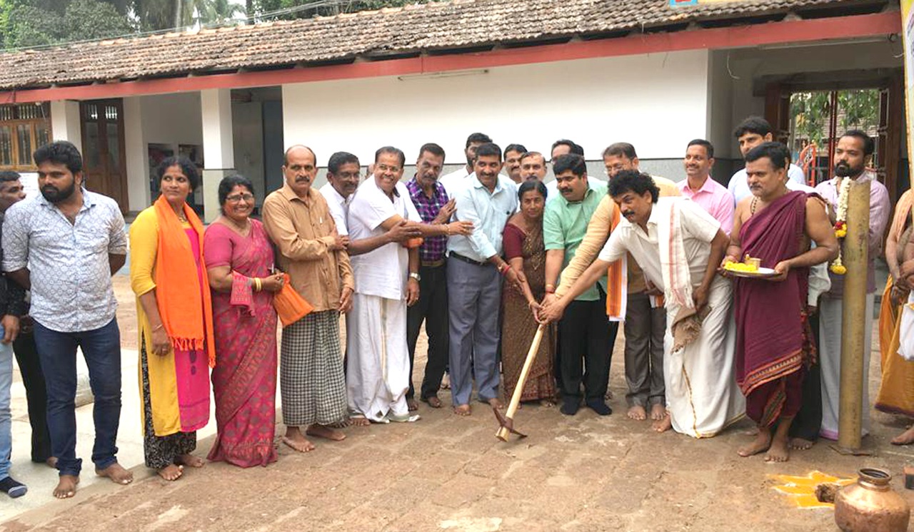 ಮಂಗಳೂರು: ಹಳೆಕೋಟೆ ಮಾರಿಯಮ್ಮ ದೇವಸ್ಥಾನದ ಅಭಿವೃದ್ಧಿ ಕಾಮಗಾರಿಗೆ ಚಾಲನೆ