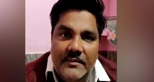 ನಮ್ಮ ಪುತ್ರನ ಸಾವಿಗೆ ಆಪ್ ನಾಯಕ ತಾಹಿರ್ ಕಾರಣ: ಹತ್ಯೆಗೀಡಾದ ಗುಪ್ತಚರ ಅಧಿಕಾರಿಯ ತಂದೆಯ ಆರೋಪ