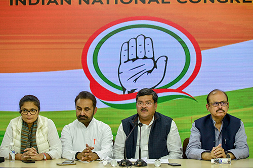 ದಿಲ್ಲಿ ಹಿಂಸಾಚಾರ: ಸೋನಿಯಾ ಗಾಂಧಿಗೆ  ವರದಿ ಸಲ್ಲಿಸಿದ ಕಾಂಗ್ರೆಸ್ ತಂಡ