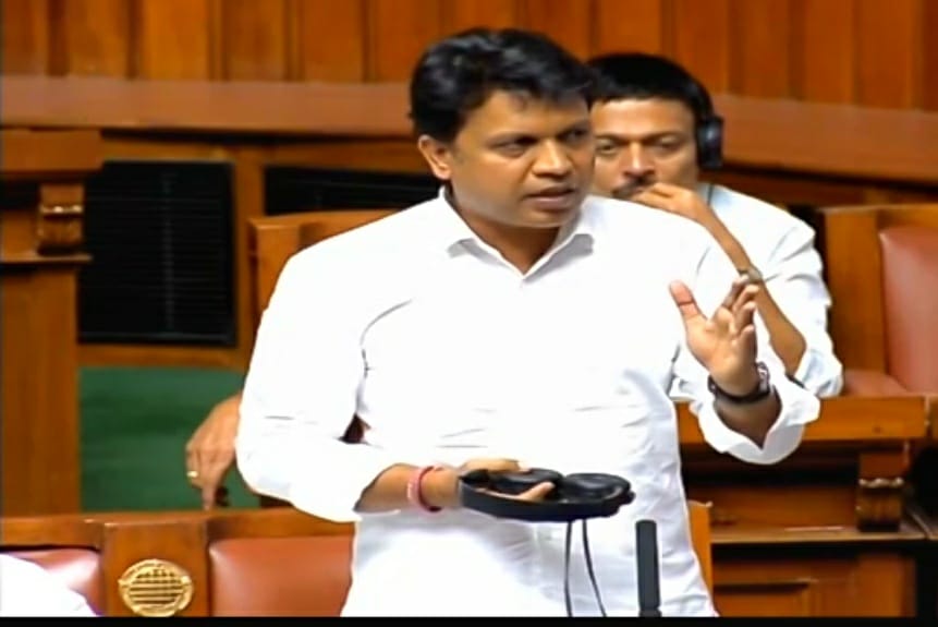 ಕರೋನಾ ವೈರಸ್ ಜಾಗೃತಿ ಬಗ್ಗೆ ಸರಕಾರ ಏನು ಕ್ರಮ ಕೈಗೊಂಡಿದೆ: ಶಾಸಕ ಡಾ.ಭರತ್ ಶೆಟ್ಟಿ ಪ್ರಶ್ನೆ