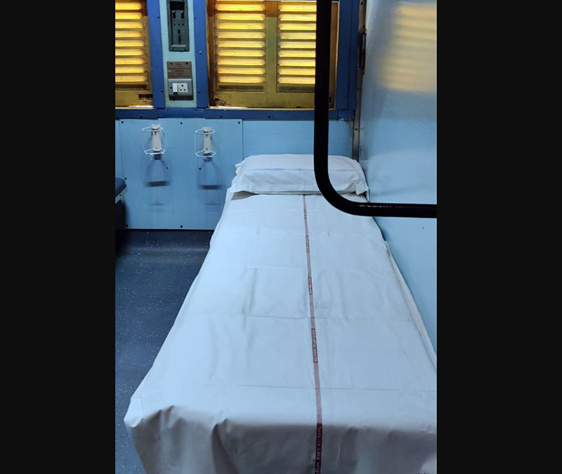 ರೈಲ್ವೇ ಬೋಗಿಗಳಲ್ಲಿ ಐಸೋಲೇಶನ್ ವಾರ್ಡ್: ಮಂಗಳೂರು ಸೆಂಟ್ರಲ್‌ನಲ್ಲಿ 20 ರೈಲ್ವೇ ಬೋಗಿಗಳು ಸಿದ್ಧ