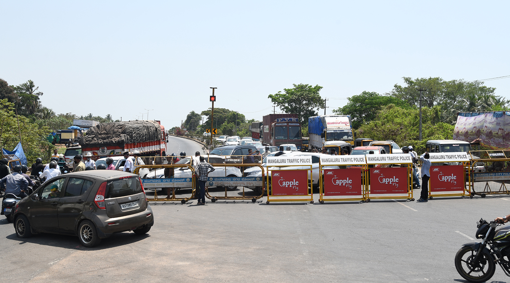 ಲಾಕ್‌ಡೌನ್ ಎಫೆಕ್ಟ್ : 20 ವರ್ಷಗಳ ಬಳಿಕ ಮನೆ ಸೇರಿದ ಯುವಕ