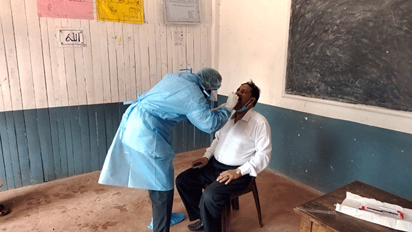 ಚೆಂಬುಗುಡ್ಡೆಯಲ್ಲಿ ಸಾರ್ವಜನಿಕರಿಗೆ ಕೊರೋನ ಪರೀಕ್ಷೆ