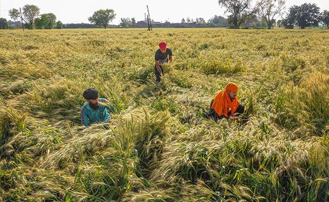 ಲಾಕ್ ಡೌನ್: ಹೊಸ ಮಾರ್ಗಸೂಚಿ ಪ್ರಕಟಿಸಿದ ಕೇಂದ್ರ ಸರಕಾರ