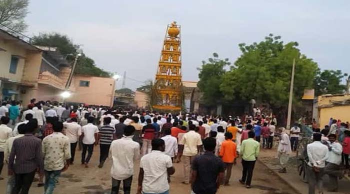 ಕಲಬುರಗಿಯಲ್ಲಿ ಲಾಕ್​ಡೌನ್ ಉಲ್ಲಂಘಿಸಿ ಜಾತ್ರೆ: 150 ಮಂದಿ ವಿರುದ್ಧ ಪ್ರಕರಣ ದಾಖಲು, ಐವರ ಬಂಧನ