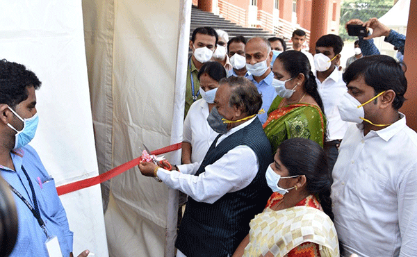 ಶಿವಮೊಗ್ಗ ಮೆಡಿಕಲ್ ಕಾಲೇಜಿನಲ್ಲಿ ಸ್ವಾಬ್ ಸಂಗ್ರಹ ಬೂತ್ ಕಾರ್ಯಾರಂಭ