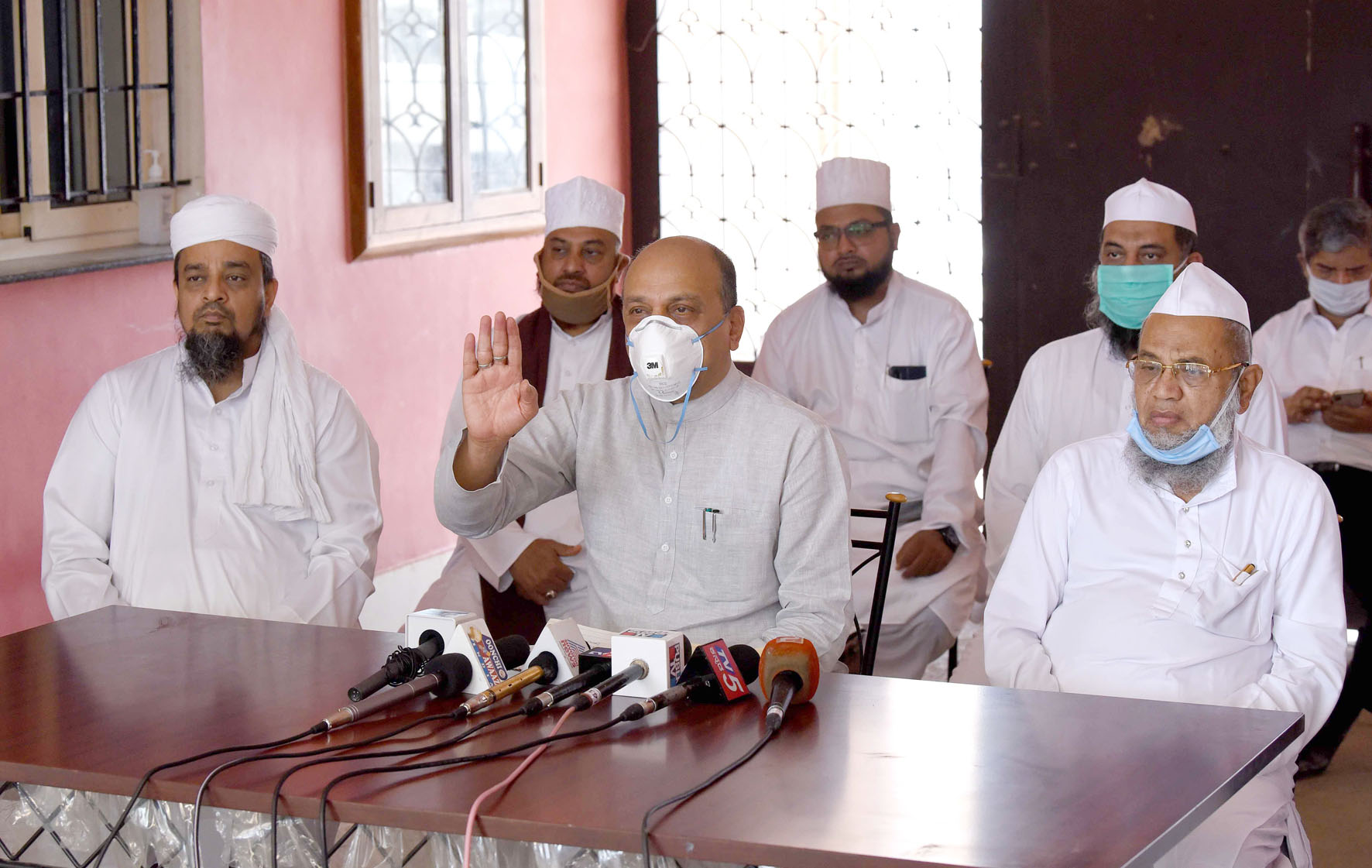 ದಿಲ್ಲಿ ಧಾರ್ಮಿಕ ಸಭೆಗೆ ಹೋಗಿ ಬಂದವರು ಸ್ವಯಂಪ್ರೇರಿತರಾಗಿ ಮಾಹಿತಿ ಕೊಡಿ: ಅಬ್ದುಲ್ ಅಝೀಮ್