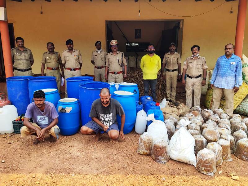 ಬಂಟ್ವಾಳ : ಕಳ್ಳಭಟ್ಟಿ ತಯಾರಿಕಾ ಘಟಕಕ್ಕೆ ಅಧಿಕಾರಿಗಳು ದಾಳಿ; ಇಬ್ಬರು ಸೆರೆ