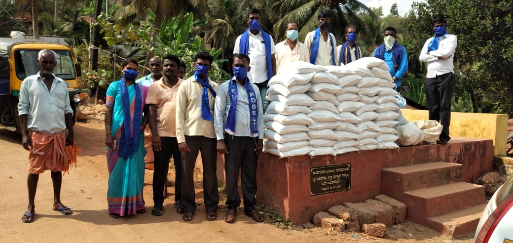 ಮಂಗಳೂರು: ದಸಂಸದಿಂದ 90 ಕುಟುಂಬಗಳಿಗೆ ಆಹಾರ ಸಾಮಗ್ರಿ ಕಿಟ್ ವಿತರಣೆ