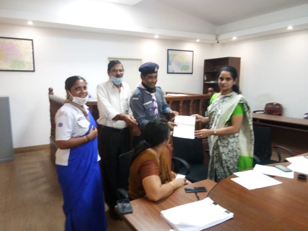 ಭಾರತ್ ಸ್ಕೌಟ್ಸ್, ಗೈಡ್ಸ್ ಮಂಗಳೂರು: ಮುಖ್ಯಮಂತ್ರಿ ಪರಿಹಾರ ನಿಧಿಗೆ ದೇಣಿಗೆ
