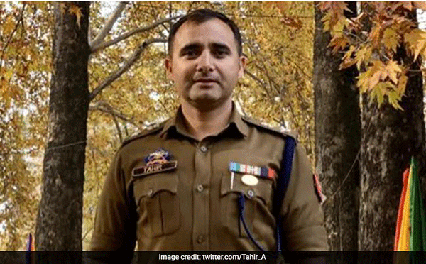 ಮೋದಿ ವಿರುದ್ಧದ ಹಳೆಯ ಟ್ವೀಟ್ ಕಿತ್ತುಹಾಕಲು ಪೊಲೀಸ್ ಅಧಿಕಾರಿಗೆ ತಾಕೀತು