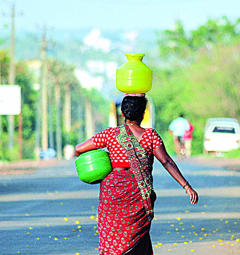 ರಾಜ್ಯದಲ್ಲಿ ಕುಡಿಯುವ ನೀರಿಗಾಗಿ ಹಾಹಾಕಾರ