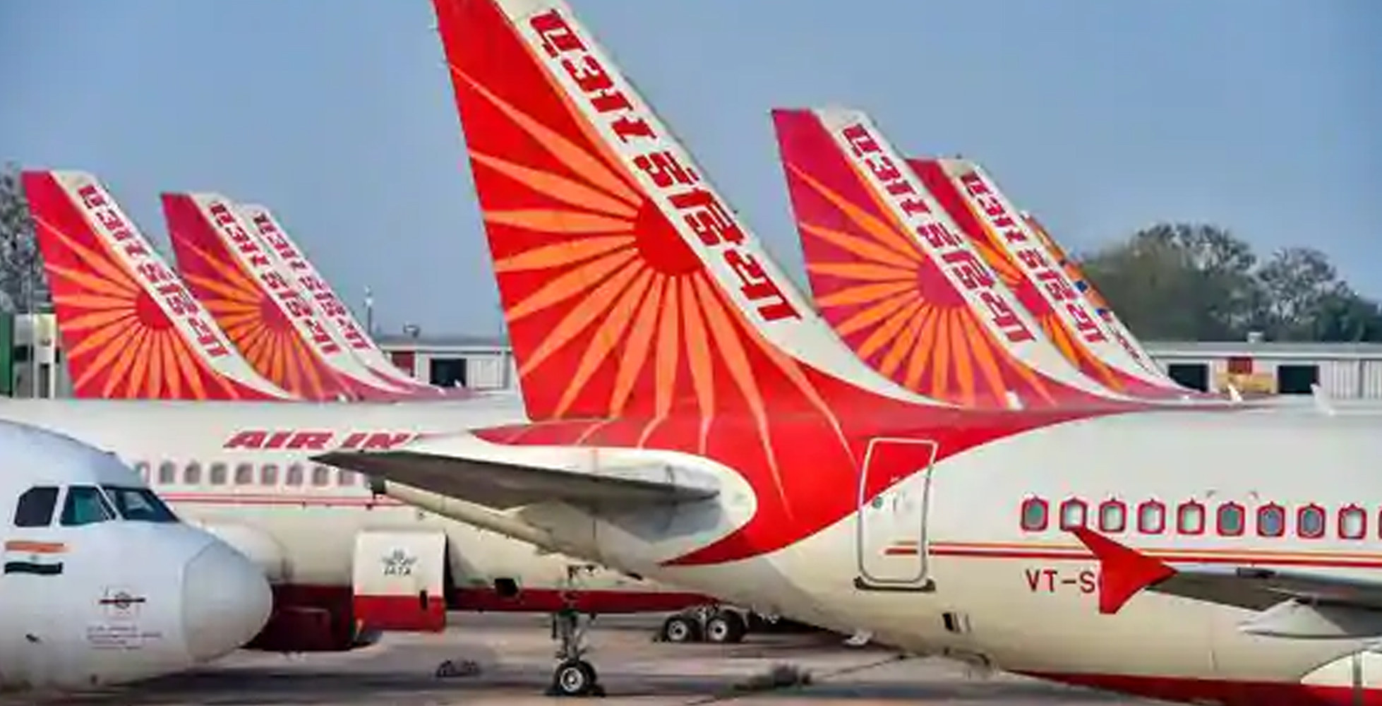 ಕೊಲ್ಲಿ ರಾಷ್ಟ್ರಗಳಿಂದ ಭಾರತೀಯರ ತೆರವಿಗೆ ಸನ್ನದ್ಧ ಸ್ಥಿತಿಯಲ್ಲಿರಲು ಏರ್ ಇಂಡಿಯಾ, ನೌಕಾಪಡೆಗೆ ಸೂಚನೆ