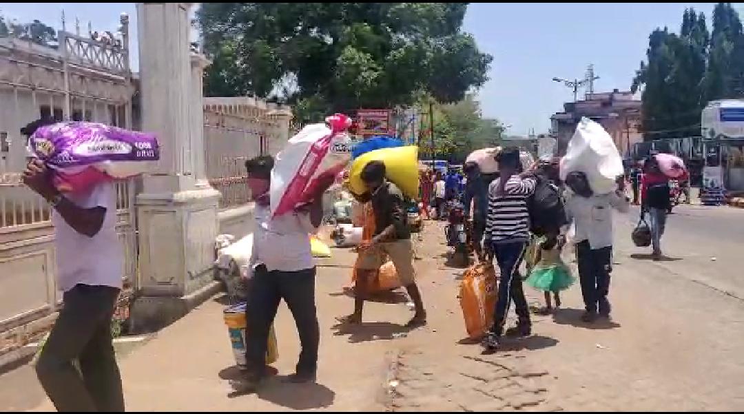 ದ.ಕ. ಜಿಲ್ಲೆಯಿಂದ ತಮ್ಮ ಊರಿಗೆ ಮರಳಿದ ವಲಸೆ ಕಾರ್ಮಿಕರು