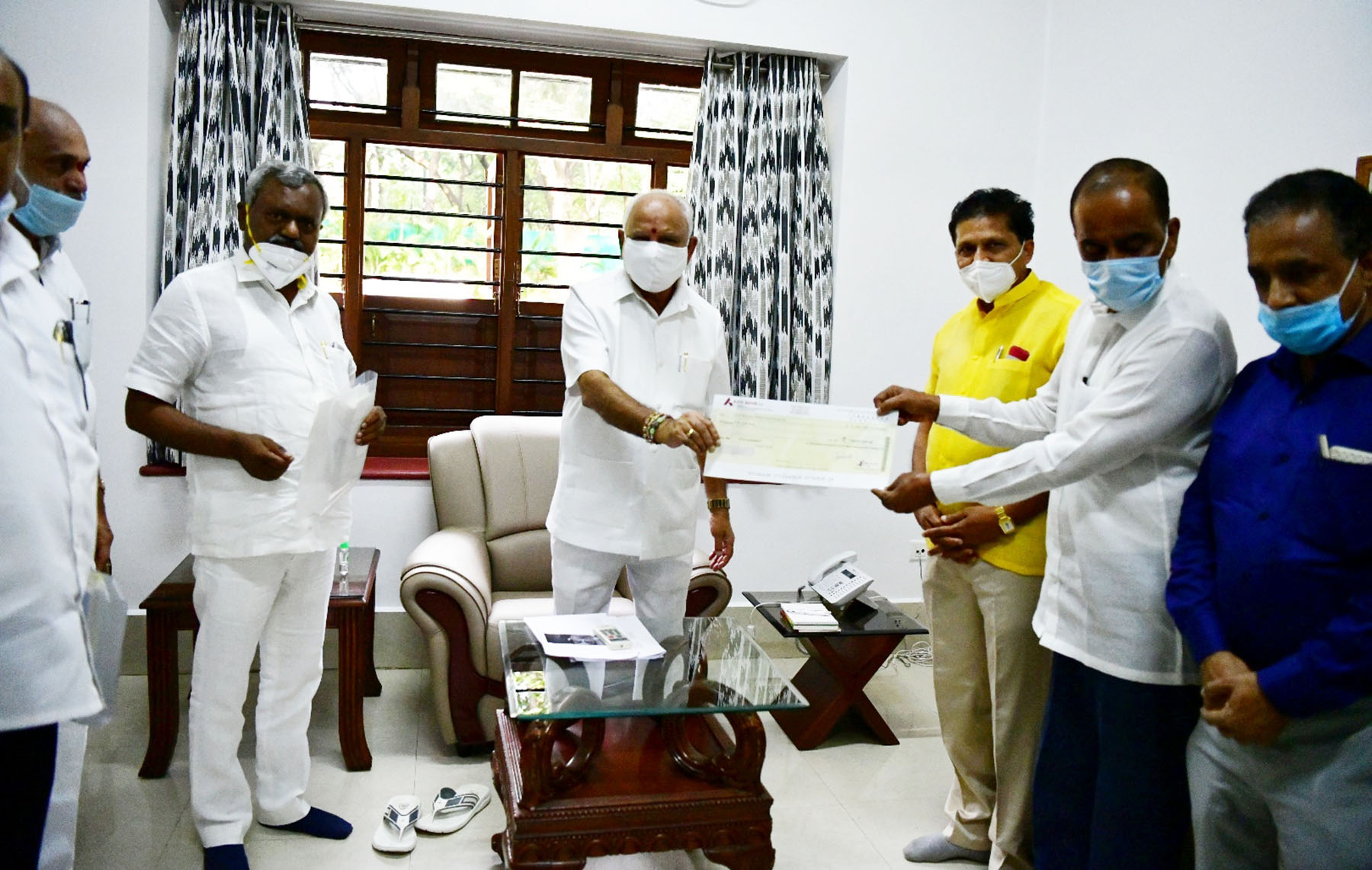 ದಕ್ಷಿಣಕನ್ನಡ ಸಹಕಾರಿ ಹಾಲು ಒಕ್ಕೂಟದಿಂದ ಕೋವಿಡ್-19 ಪರಿಹಾರ ನಿಧಿಗೆ 50 ಲಕ್ಷ ರೂ.