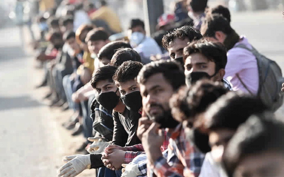 ಕೊರೋನ ಲಕ್ಷಣಗಳಿಲ್ಲದ ವಲಸಿಗ ಕಾರ್ಮಿಕರಿಗೆ ತವರು ರಾಜ್ಯಗಳಿಗೆ ಮರಳಲು ಅನುಮತಿ