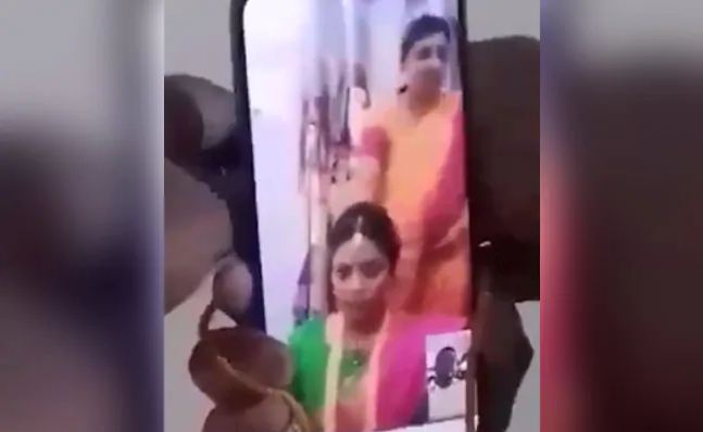 ವರ ವಧು ನಡುವೆ 2500 ಕಿಮೀ ಸುರಕ್ಷಿತ ಅಂತರವಿದ್ದರೂ ನಡೆಯಿತು ಮದುವೆ !