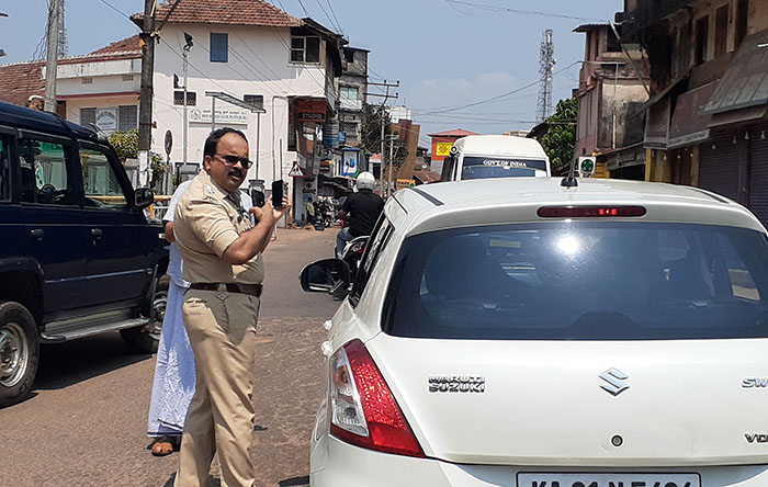 ಪುತ್ತೂರು: ಅನಗತ್ಯವಾಗಿ ಸಂಚರಿಸುತ್ತಿದ್ದ ವಾಹನಗಳು ಪೊಲೀಸ್ ವಶಕ್ಕೆ