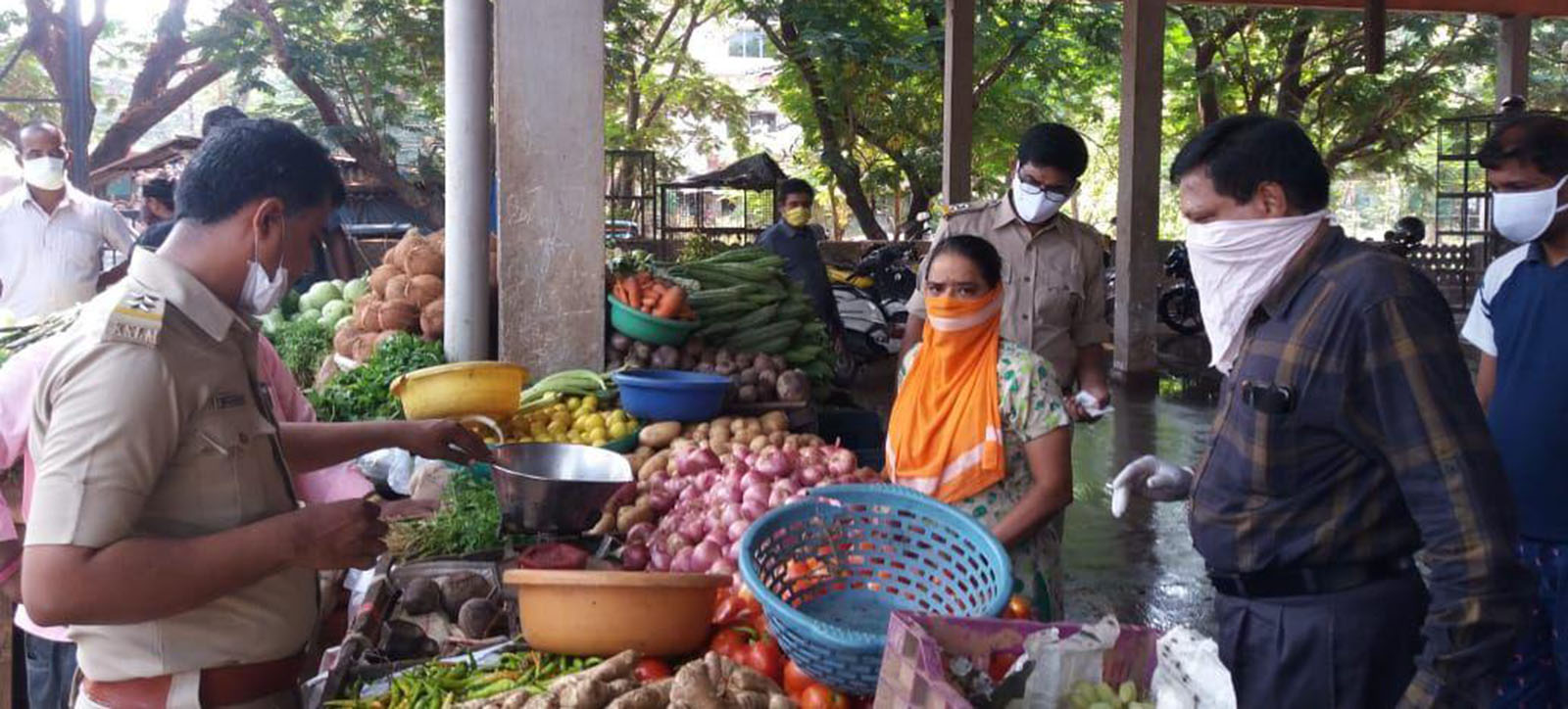 ಉಡುಪಿ: ತೂಕ-ಅಳತೆ ಅಧಿಕಾರಿಗಳಿಂದ ದಿಢೀರ್ ತಪಾಸಣೆ; ಮೂವರ ವಿರುದ್ದ ಮೊಕದ್ದಮೆ ದಾಖಲು