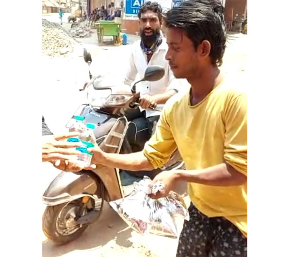 ​ಟೀಂ ಬಿ ಹ್ಯೂಮನ್ ಮತ್ತು ಎನ್‌ಎಂಸಿ ವತಿಯಿಂದ ಮುಂದುವರಿದ ಆಹಾರ ಪೂರೈಕೆ