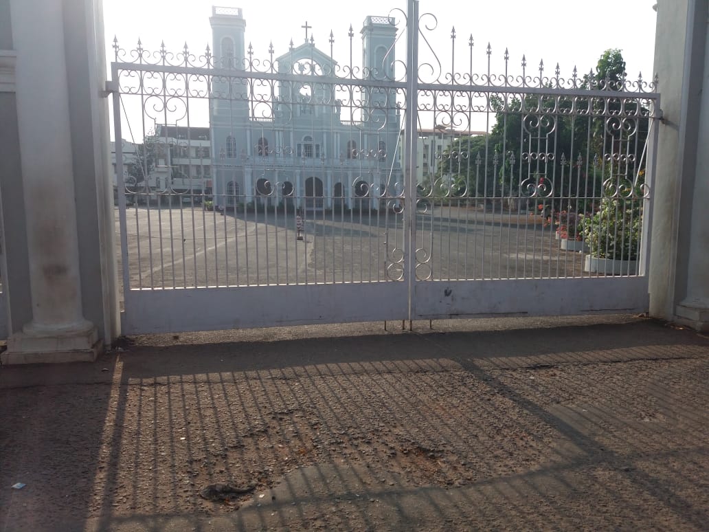 ಮನೆಯಲ್ಲೇ ‘ಗರಿಗಳ ರವಿವಾರ’ ಆಚರಿಸಿದ ಕ್ರೈಸ್ತರು