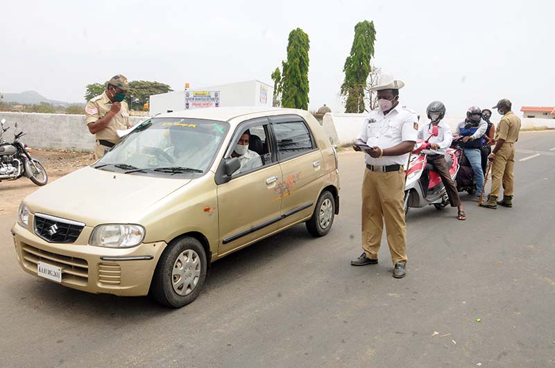 ಚಿಕ್ಕಮಗಳೂರು: ಲಾಕ್‍ಡೌನ್ ಮತ್ತಷ್ಟು ಬಿಗಿ; ಎಸ್ಪಿಯಿಂದ ಜಿಲ್ಲಾದ್ಯಂತ ಪರಿಶೀಲನೆ