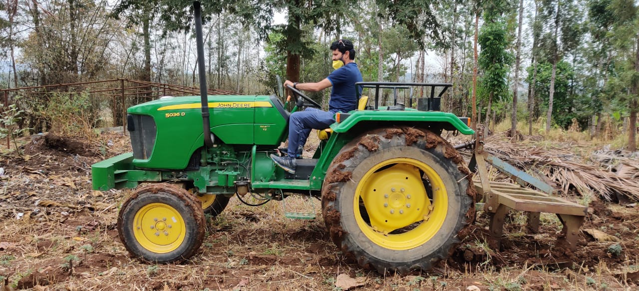 ಲಾಕ್‍ಡೌನ್ ನಡುವೆ ಸಚಿವ ಸಿ.ಟಿ.ರವಿ ವ್ಯವಸಾಯ