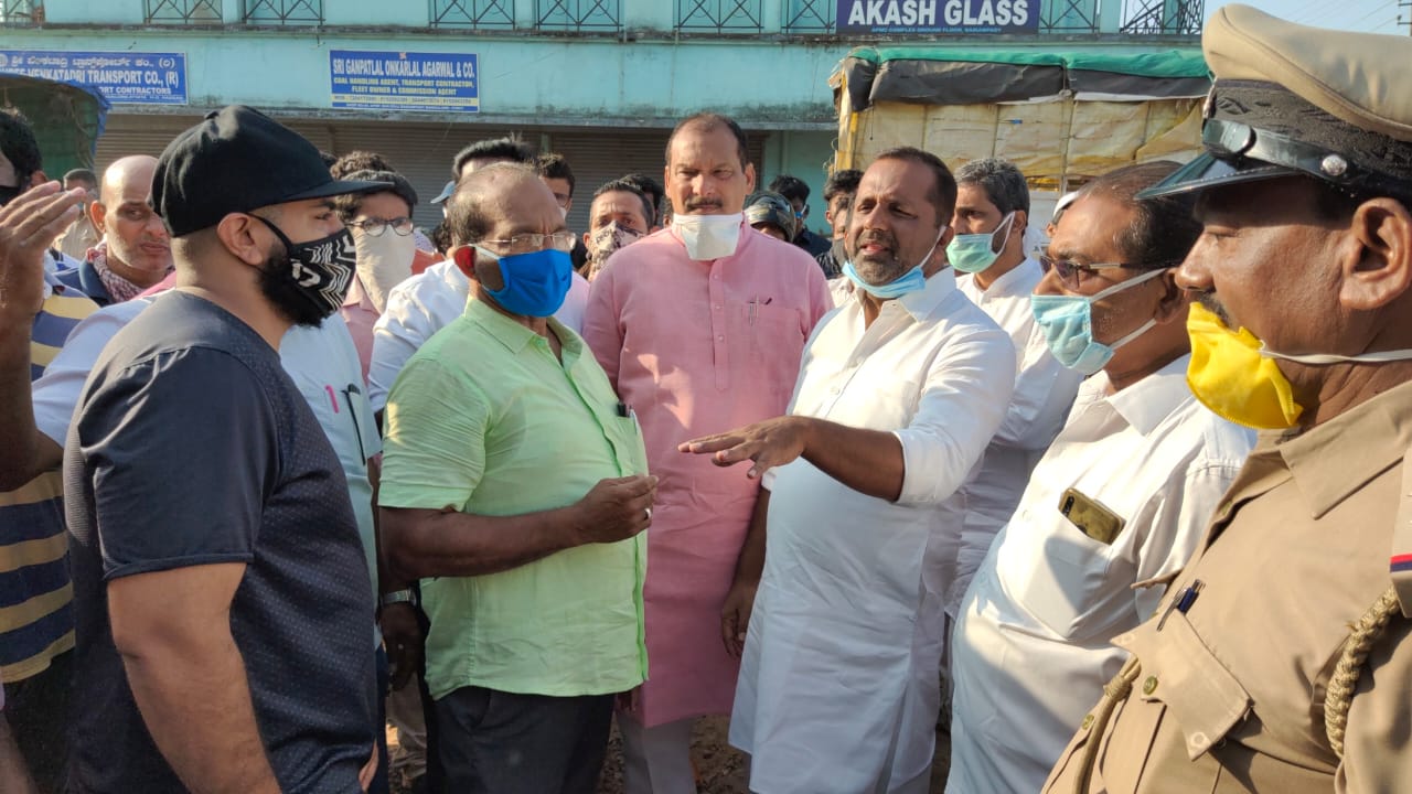 ಎಪಿಎಂಸಿ ಸಮಸ್ಯೆ ಬಗೆಹರಿಸಲು ಶಾಸಕ ಖಾದರ್ ಒತ್ತಾಯ