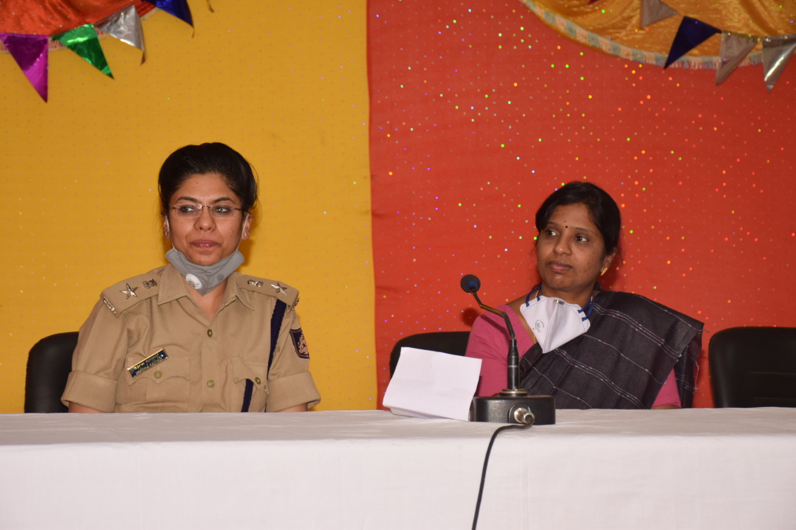 ವಾಟ್ಸ್ ಆ್ಯಪ್, ಫೇಸ್‍ಬುಕ್ ನಲ್ಲಿ ಸುಳ್ಳು ಸುದ್ದಿ ಹರಡುವವರ ವಿರುದ್ಧ ಕಠಿಣ ಕ್ರಮ: ಧಾರವಾಡ ಎಸ್ಪಿ ವರ್ತಿಕಾ ಕಟಿಯಾರ್