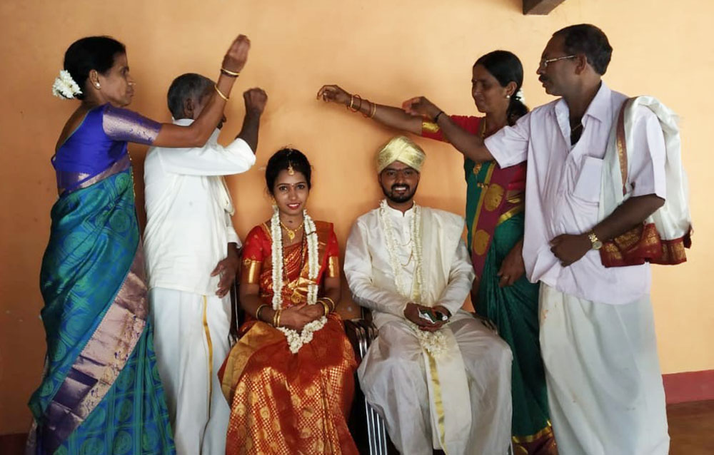 ಲಾಕ್‌ಡೌನ್ ಮಧ್ಯೆ ಕುಂದಾಪುರದಲ್ಲಿ ಸರಳ ವಿವಾಹ