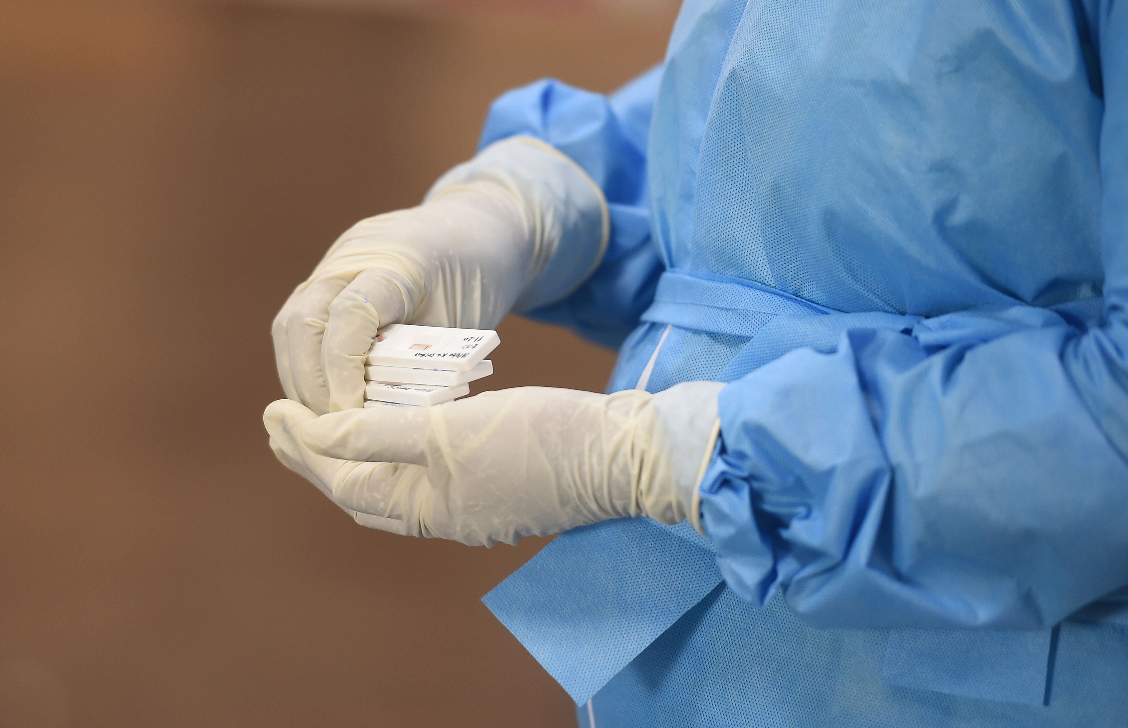 ಚೀನಾದಿಂದ ಕೊರೋನ ಕಿಟ್ ಆಮದು ಮಾಡಿಕೊಂಡವರಿಗೆ ಡಿಸಿಜಿಐ ನೋಟಿಸ್