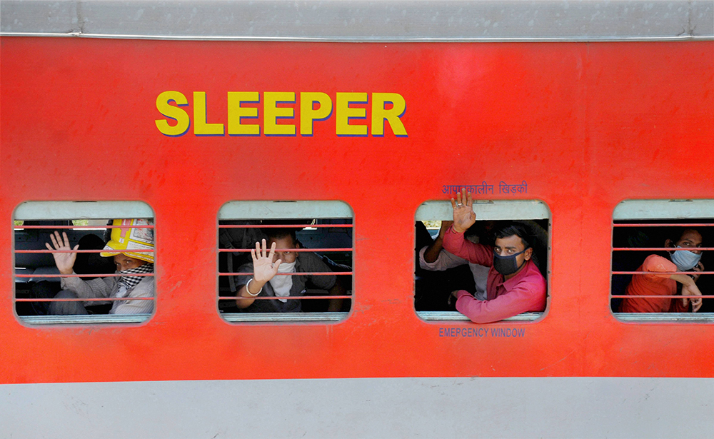 ರೈಲು ಆರಂಭ: 16 ಕೋಟಿ ರೂ. ಮೌಲ್ಯದ ಟಿಕೆಟ್ ಕಾಯ್ದಿರಿಸಿದ ಪ್ರಯಾಣಿಕರು