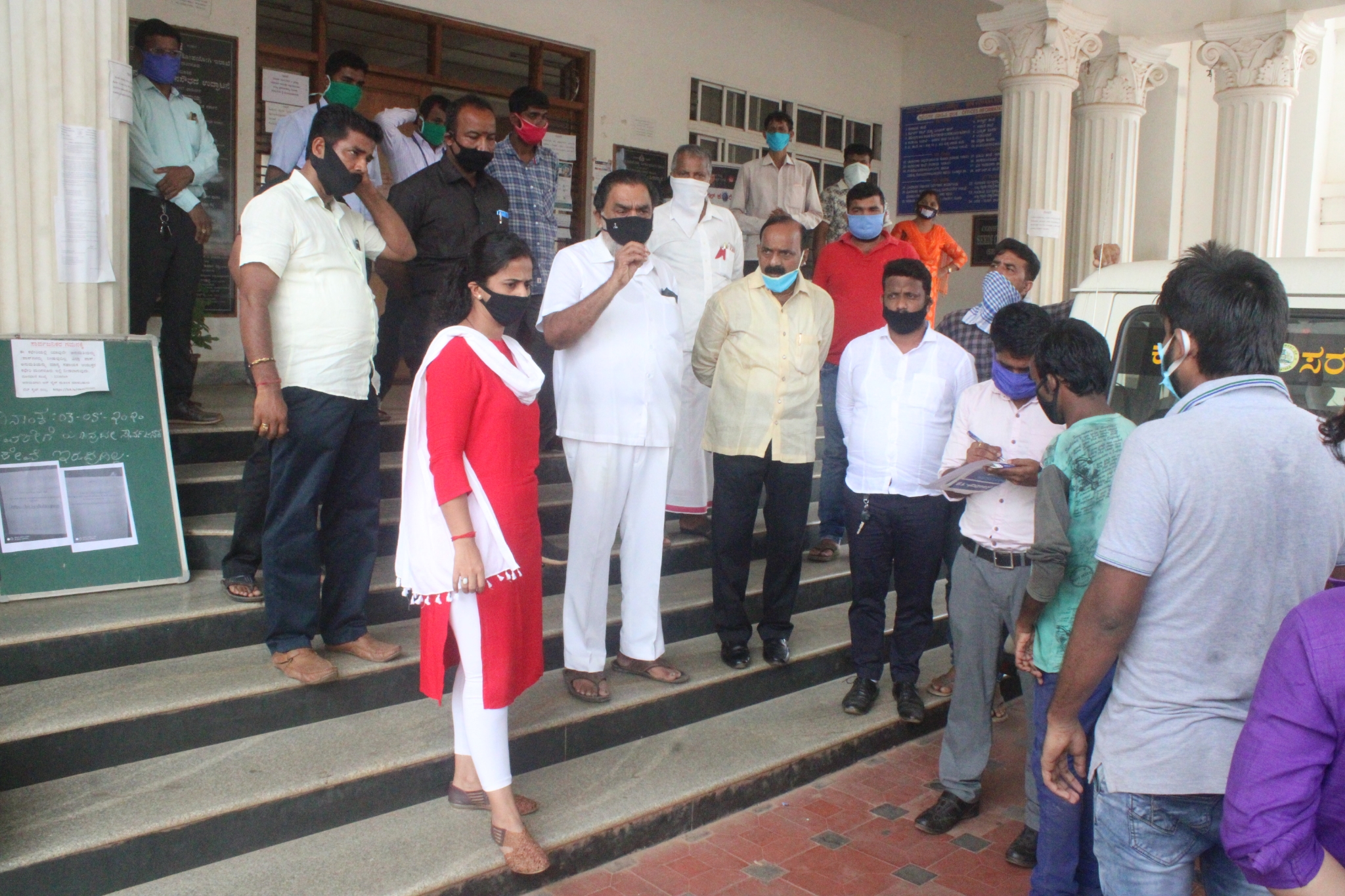 ವಲಸೆ ಕಾರ್ಮಿಕರ ಸಂಕಷ್ಟಕ್ಕೆ ನೆರವಾಗಲು ರಮಾನಾಥ ರೈ ಮನವಿ