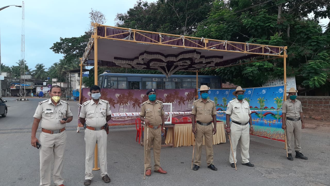 ಭಟ್ಕಳ ಪುರಸಭೆ, ಜಾಲಿ ಪ.ಪಂ ಕಂಟೇನ್‍ಮೆಂಟ್ ವಲಯ: ಹೆಲ್ಪ್ ಡೆಸ್ಕ್ ಸೇವೆ