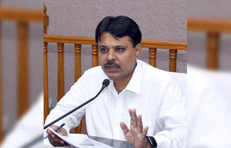 ಅಂತರ್ ರಾಜ್ಯ ಗಡಿಯಿಂದ 12,025 ವಲಸಿಗ ಕಾರ್ಮಿಕರ ಆಗಮನ: ಕಲಬುರಗಿ ಜಿಲ್ಲಾಧಿಕಾರಿ ಶರತ್