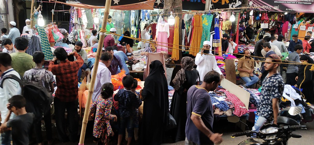 ಈದ್ ವಸ್ತ್ರದ ಮೊತ್ತ ಬಡರೋಗಿಗಳ ಔಷಧಿಗೆ ವಿನಿಯೋಗಿಸಲು ಮಂಗಳೂರಿನ ಎಂ. ಫ್ರೆಂಡ್ಸ್ ಚಾರಿಟೇಬಲ್ ಟ್ರಸ್ಟ್ ತೀರ್ಮಾನ