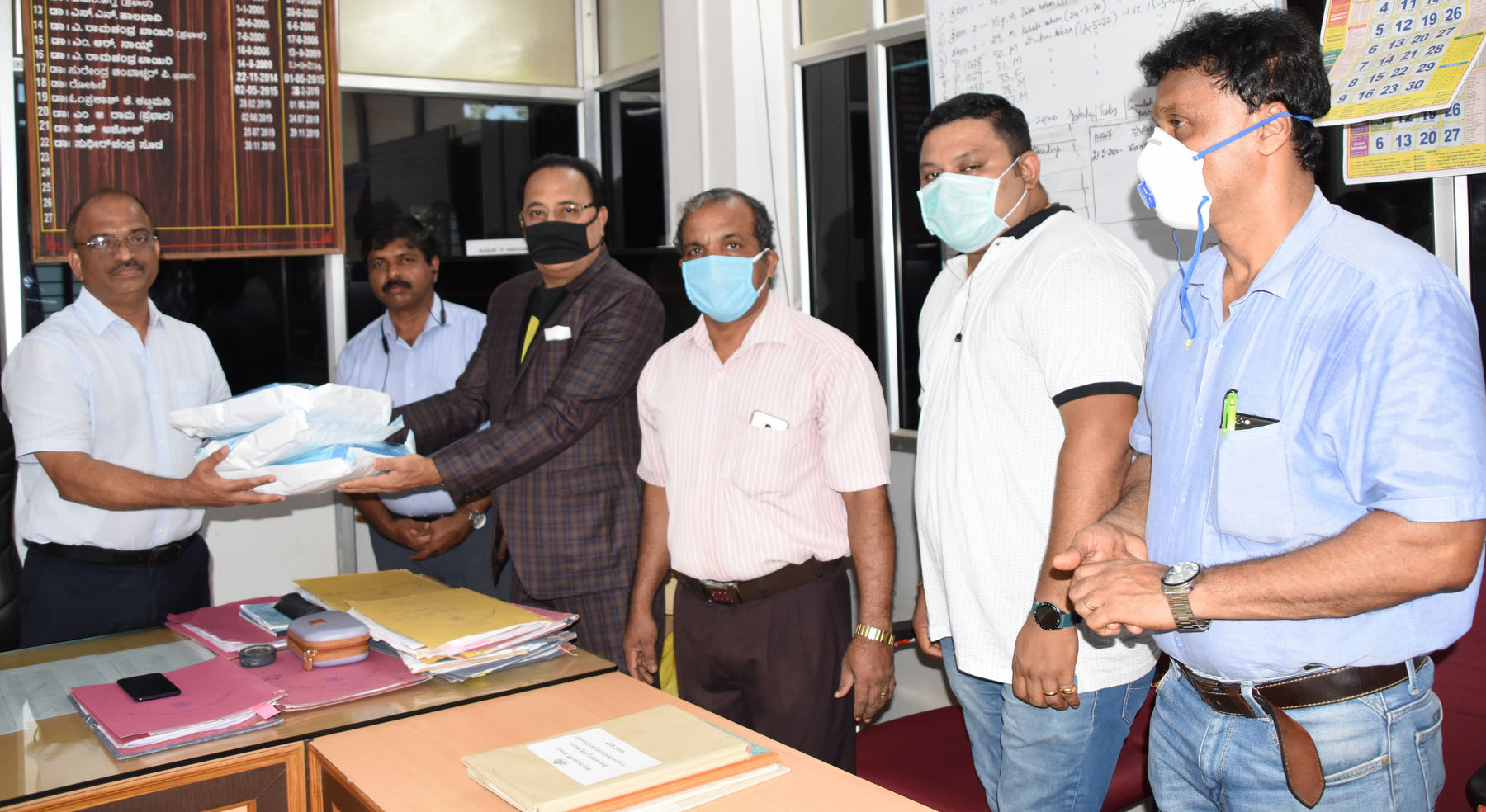 ಕ್ರಿಶ್ಚಿಯನ್ ಚೇಂಬರ್ ಆಫ್ ಕಾಮರ್ಸ್‌ನಿಂದ ವೈದ್ಯಕೀಯ ಸಿಬ್ಬಂದಿಗಳಿಗೆ ಪಿಪಿಇ ಕಿಟ್ ವಿತರಣೆ