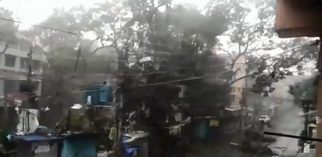 ಪಶ್ಚಿಮ ಬಂಗಾಳದಲ್ಲಿ ‘ಅಂಫಾನ್’ ಅಬ್ಬರ ಆರಂಭ: ಇಬ್ಬರು ಬಲಿ